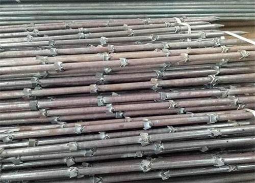 雨山隧道钢花管